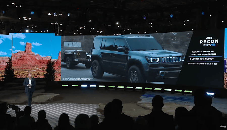 Toyota Compact Cruiser Jeep Recon 4xe driving footage from NYIAS jeeprecon-nyias